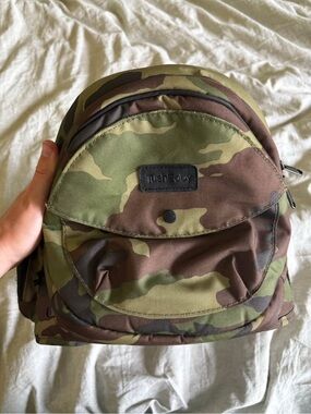 TushBaby Camo Hip Carrier